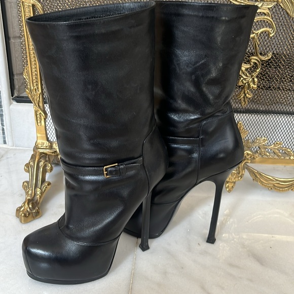 Saint Laurent Leather Platform Boots - Picture 3 of 11